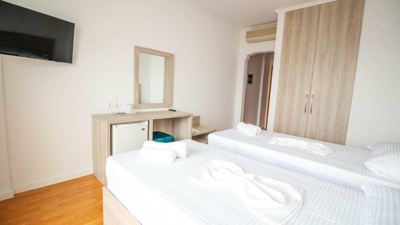 Sun N Blue Hotel Sarandë 외부 사진