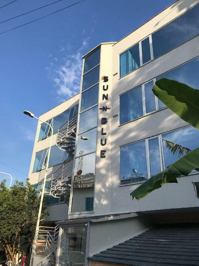 Sun N Blue Hotel Sarandë 외부 사진