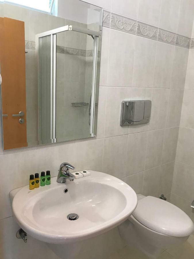 Sun N Blue Hotel Sarandë 외부 사진